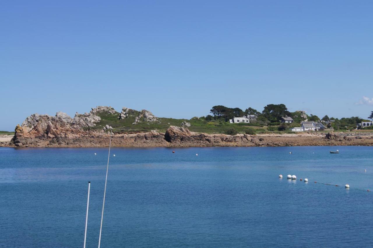 Appartement Proche Bord De Mer Plougasnou Kültér fotó